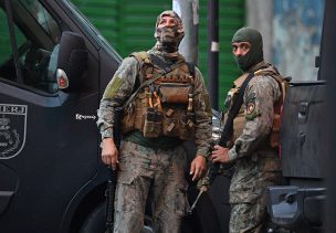 Nueve personas mueren pisoteadas tras acción policial en fiesta en favela de Brasil