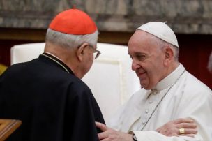 Papa acepta renuncia de cardenal decano Angelo Sodano y elimina estado vitalicio del cargo