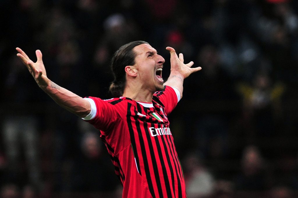 Zlatan Ibrahimovic vuelve a Europa y ficha por el AC Milan