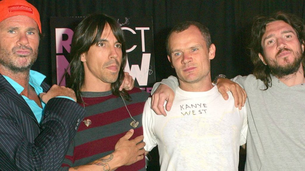 Red Hot Chili Peppers celebra el regreso de un histórico integrante