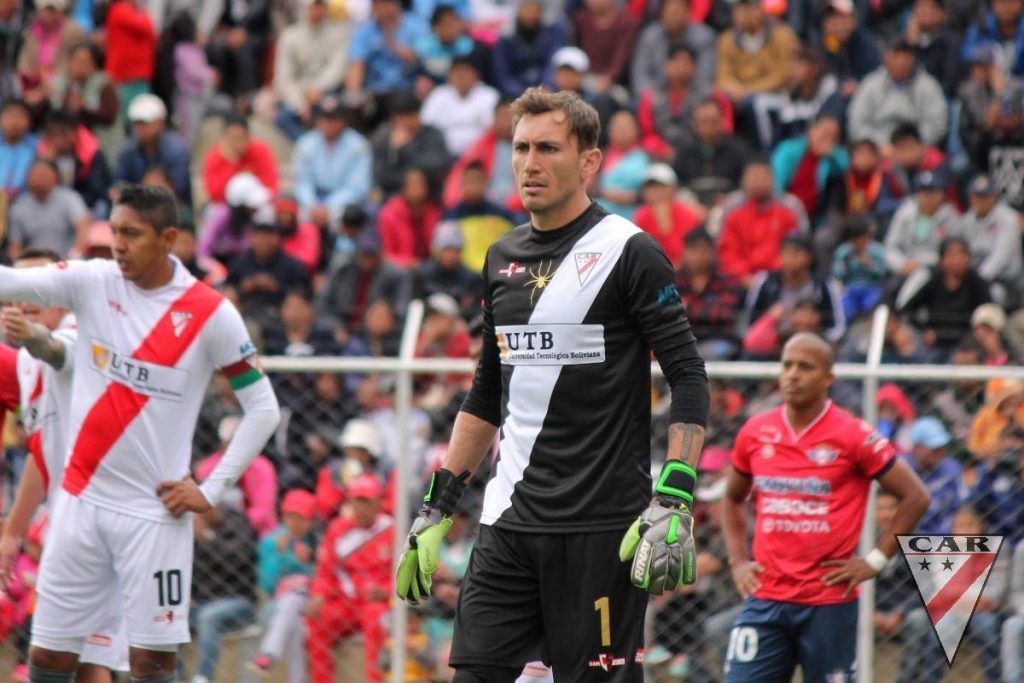 Un chileno saltará a la cancha en plena Navidad: la agenda futbolística de la semana