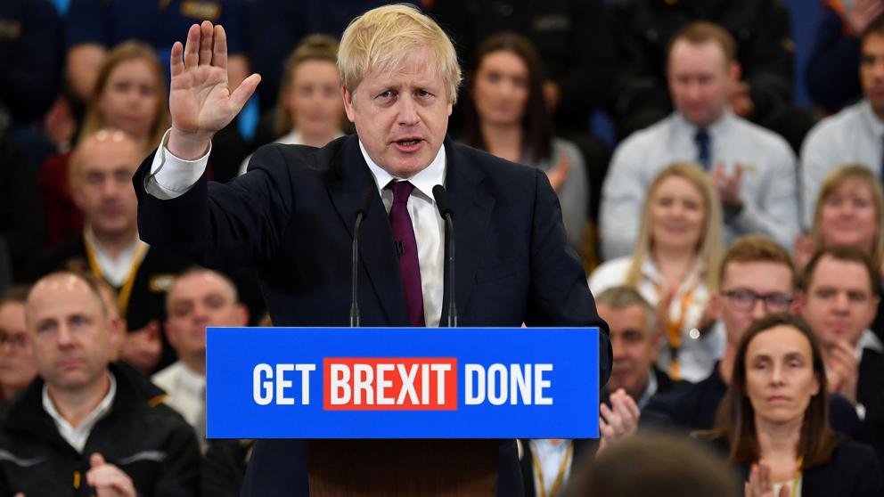 Reino Unido: Boris Johnson plantea la “oportunidad” de permitir viajes para los vacunados
