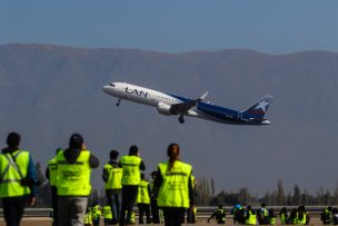 Transportes celebró récord de 24 millones de pasajeros en el Aeropuerto de Santiago