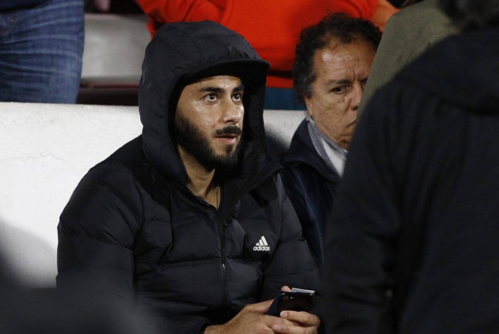 Johnny Herrera seguiría su carrera en un “viejo conocido”