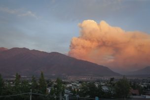 Continúa Alerta Roja por incendio 