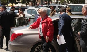 Presidente Piñera viajó a Valparaíso para monitorear situación de incendios