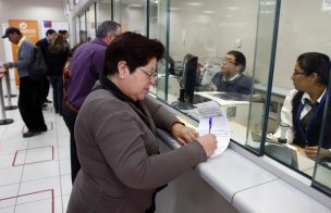 Llaman a capitalinos a cobrar sus excesos en las Cajas de Compensación