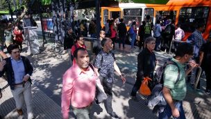 Metro y apoyos funcionarán hasta las 23 horas y buses se retirarán desde las 20:00