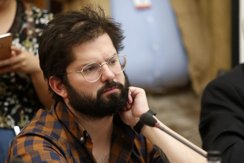 Gabriel Boric: “No por amenazas, intimidaciones o agresiones yo voy a dejar de hacer mi pega”