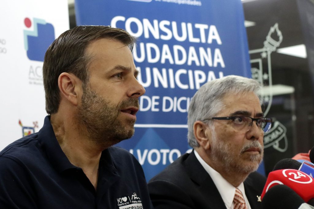 Consulta ciudadana: Más de 220 municipios participan del inédito proceso