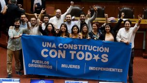 Encuesta Cadem: 92% apoya la paridad de género en el proceso constituyente