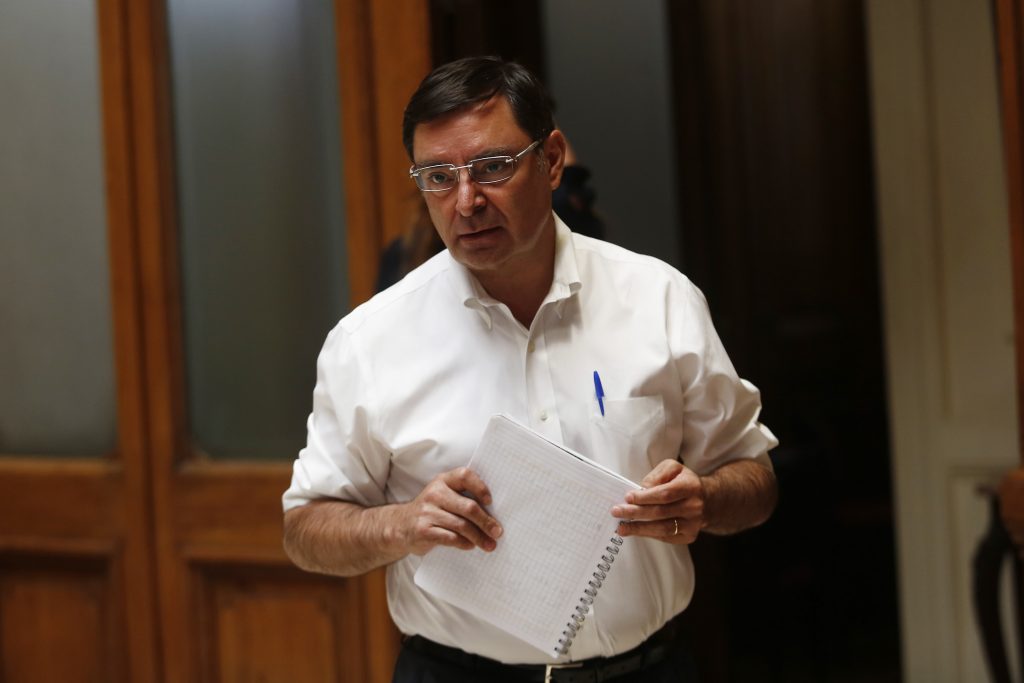 Intendente llamó a la responsabilidad para el Año Nuevo en Plaza Baquedano y abordó la acusación constitucional