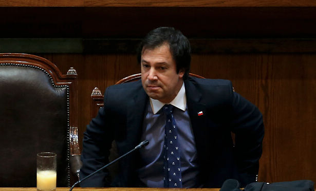 Gobierno presenta este lunes agenda contra “letra chica” y el sobreendeudamiento