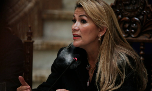 Unión Europea dice que expulsión de diplomáticos españoles de Bolivia es una medida “inamistosa”