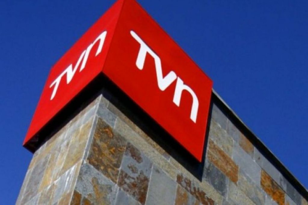 La difícil situación de TVN: presidente del directorio Bruno Baranda habría renunciado a su cargo