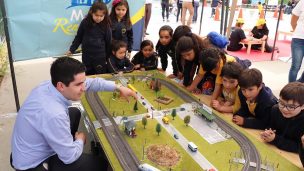 Docentes destacan importancia de Campaña Interactiva de Seguridad Ferroviaria