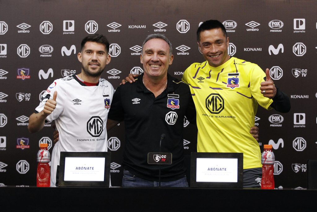 Fuentes y Pinto fueron presentados como refuerzos de Colo Colo