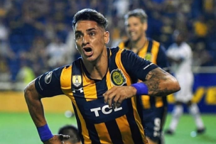 Universidad Católica está a “detalles” de cerrar el fichaje del delantero de Rosario Central