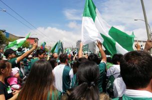 Jugadores e hinchas de Santiago Wanderers marcharon por Valparaíso