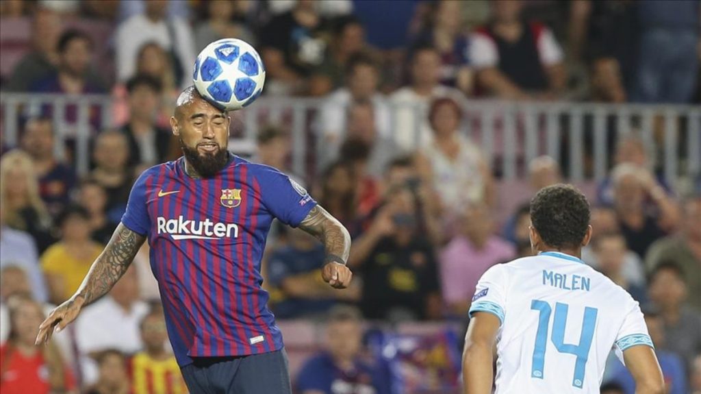 Arturo Vidal preocupó en Barcelona y no entrenó por precaución