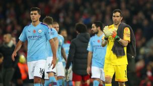 Compañeros de Claudio Bravo participaron en acalorada fiesta tras golear al Aston Villa