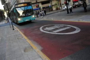 Gobierno anunció 7 nuevas vías exclusivas para buses del Transantiago