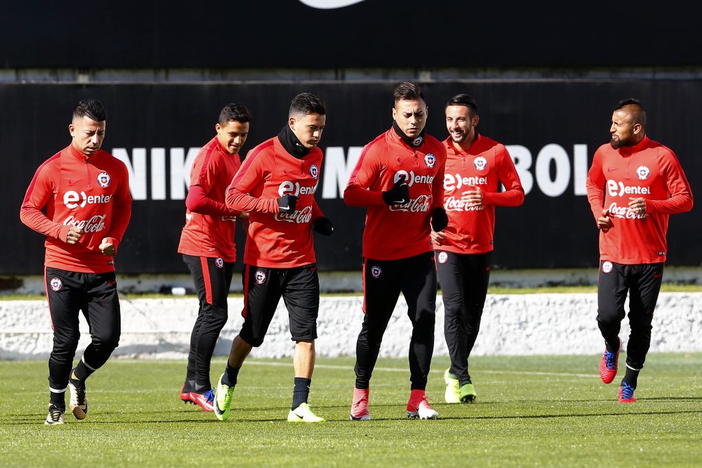 Prensa italiana sostiene que Inter de Milán “olvidó” a Arturo Vidal e iría por otro chileno