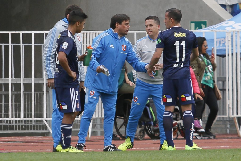 Ex DT de la U quiere llevarse a uno de sus “regalones” a Argentina