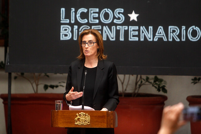 Ministra Cubillos apunta al vocero de la Aces: “Un joven que llama a la violencia tiene que asumir sus consecuencias”