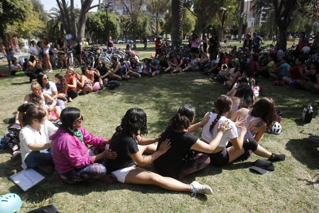 Se realizó “Cicletada de las Niñas” que fue postergada por el estallido social