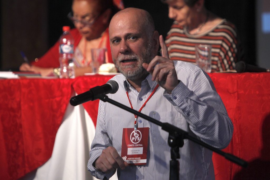 Elizalde en comité PS: “El plebiscito no está ganado, esta no es carrera corrida”