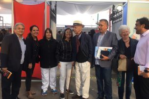 Jorge Edwards es homenajeado en Viña del Mar tras presentar novela sobre Neruda