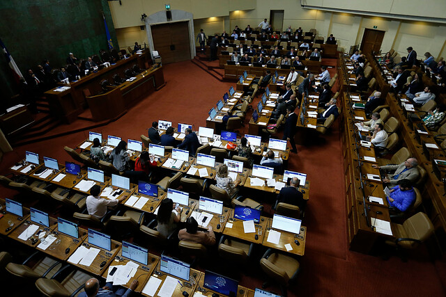 Cámara de Diputados aprueba reforma tributaria y en la tarde se vota en el Senado