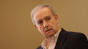 Exgeneral director de Carabineros Alberto Cienfuegos fue violentamente asaltado en Ñuñoa