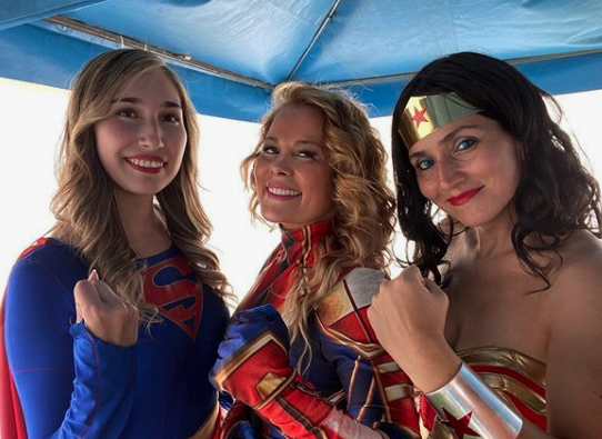 Cathy Barriga recibió ácidas críticas tras asistir a la “Expo Hobbie”: se vistió como “Capitana Marvel”