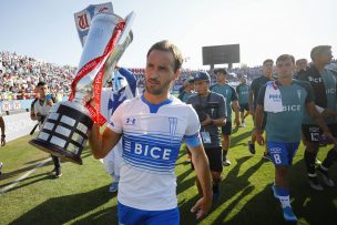 La UC celebró su bicampeonato con victoria ante Curicó Unido