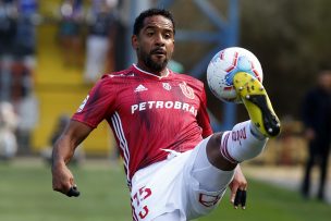 A Jean Beausejour no le preocupa el descenso: 