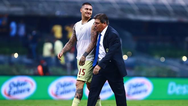 DT del América defendió a Nicolás Castillo y aseguró: “Tuvo un torneo de muy mala suerte”