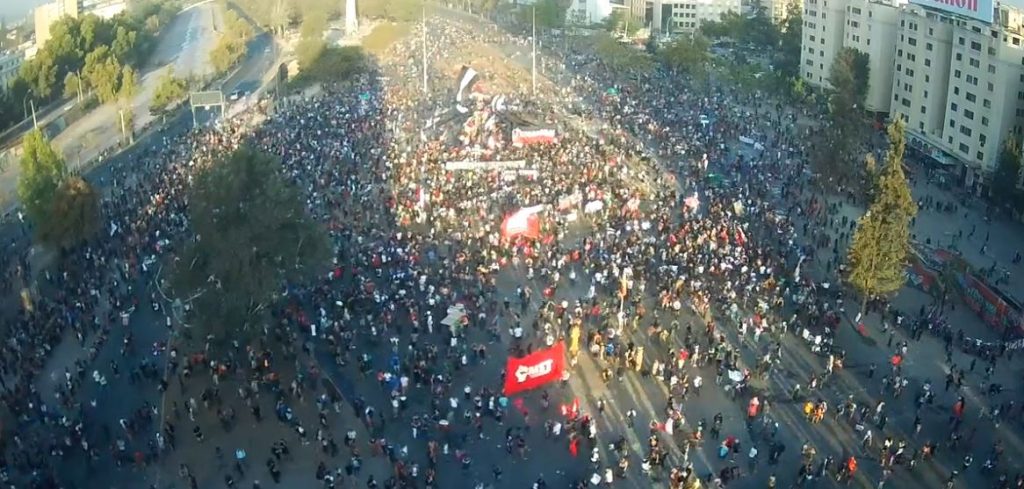 Multitudinaria “Marcha de las Barras” se vivió en Plaza Italia