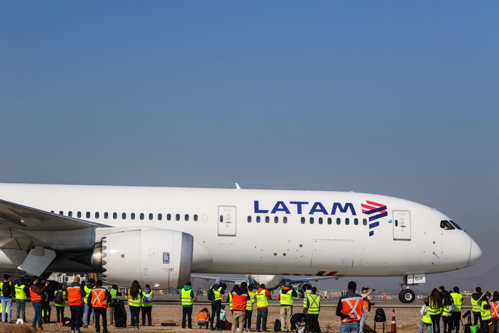 LATAM puso fecha al fin de su alianza con Oneworld