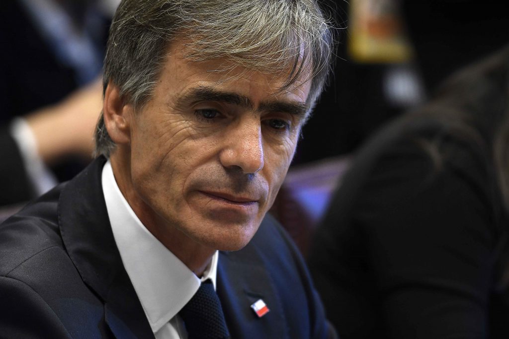 Exministro Valente asegura que “modelo de desarrollo estaba funcionando bien”