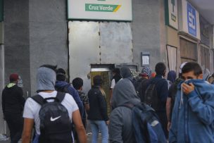 Formalizan a guardia que habría apuñalado a sujeto que saqueaba farmacia