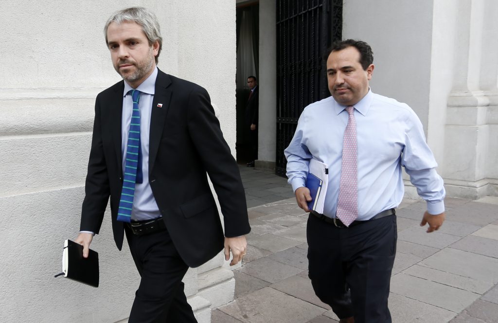 Gobierno anunció querella contra los dos implicados en caso “AK-47”