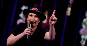 Javiera Contador encantó a Viña 2020 con su rutina de stand up y se llevó Gaviota de Plata y de Oro