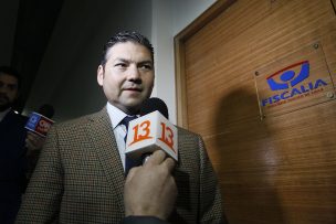 Funcionarias se querellan contra fiscal Eugenio Campos por apremios ilegítimos