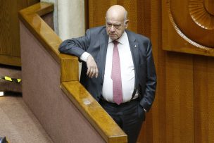 José Miguel Insulza: Como oposición confundimos la protesta con violencia