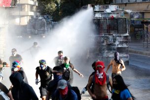 El saldo que dejaron las manifestaciones en Puente Alto: 5 detenidos y cierre de dos estaciones de Metro