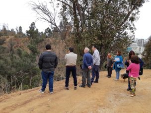 Vecinos temen incendio ante abandono de parque en sector del Festival de Viña del Mar