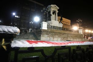 Gobierno condena ataque con pintura a Monumento Héroes de Iquique en Valparaíso