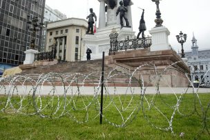 FOTOS | Armada refuerza seguridad en monumento 